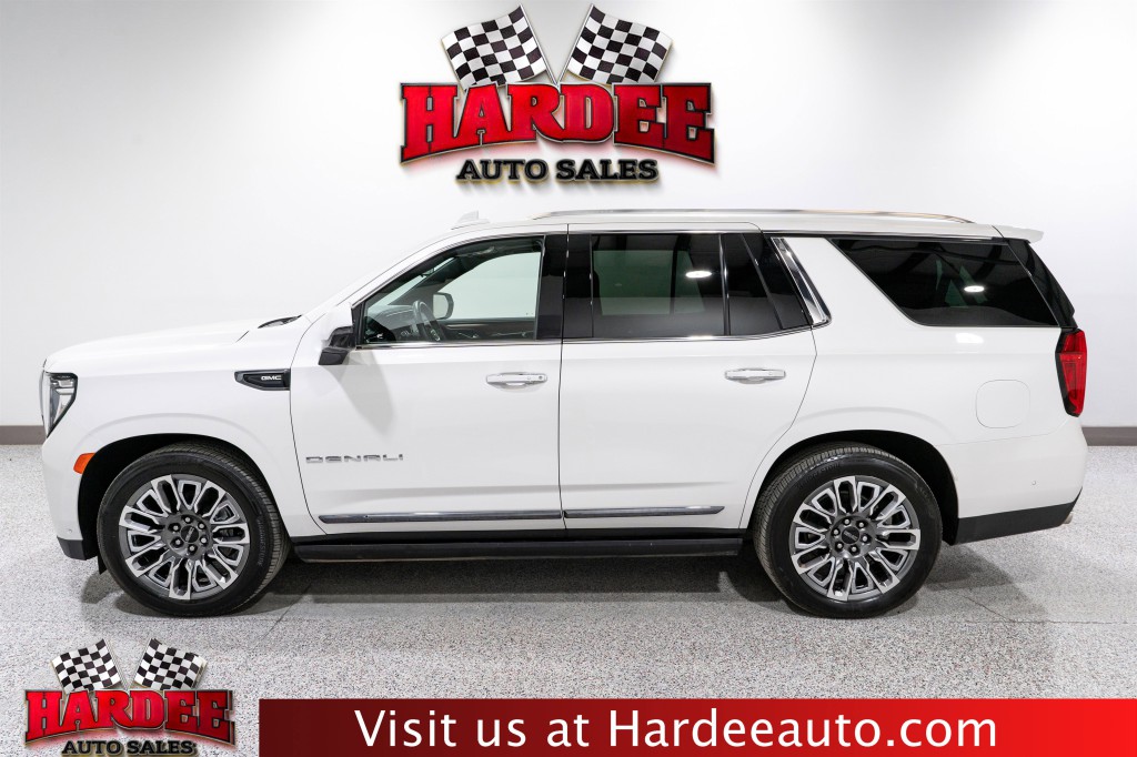 2024 GMC Yukon Image 1