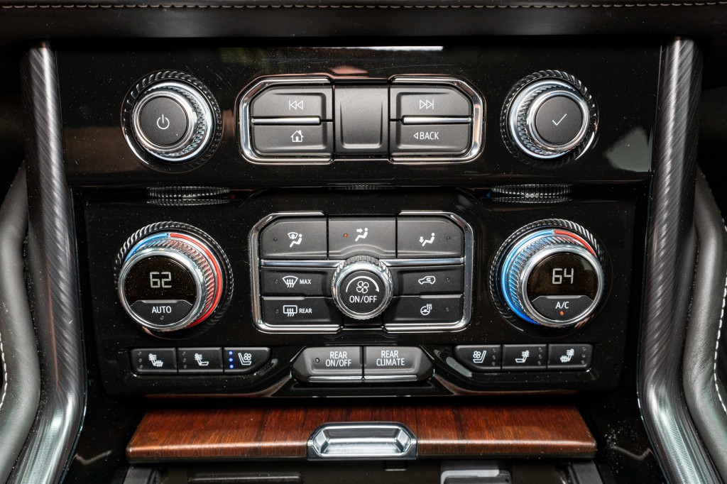 2024 GMC Yukon Image 24