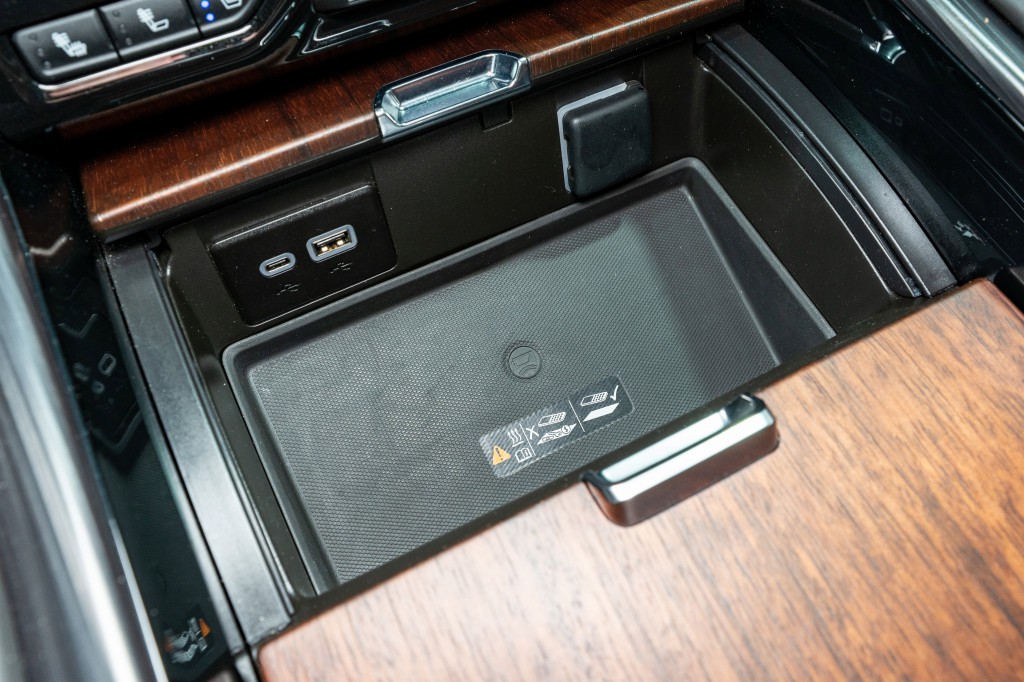 2024 GMC Yukon Image 25