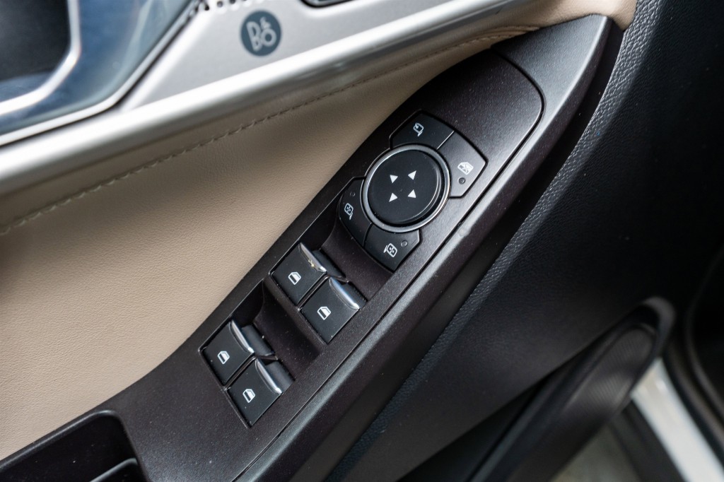 2020 Ford Explorer Image 15