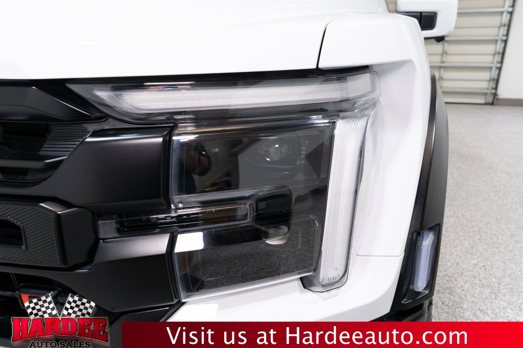 2025 Ford F-150 Image 8