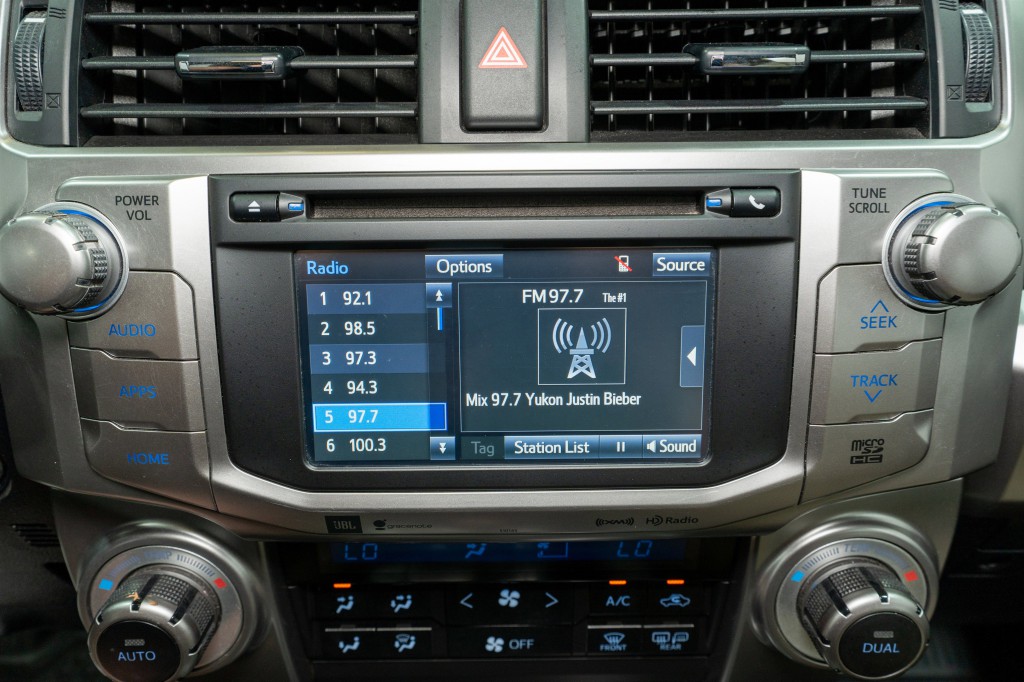 2018 Toyota 4Runner Image 18