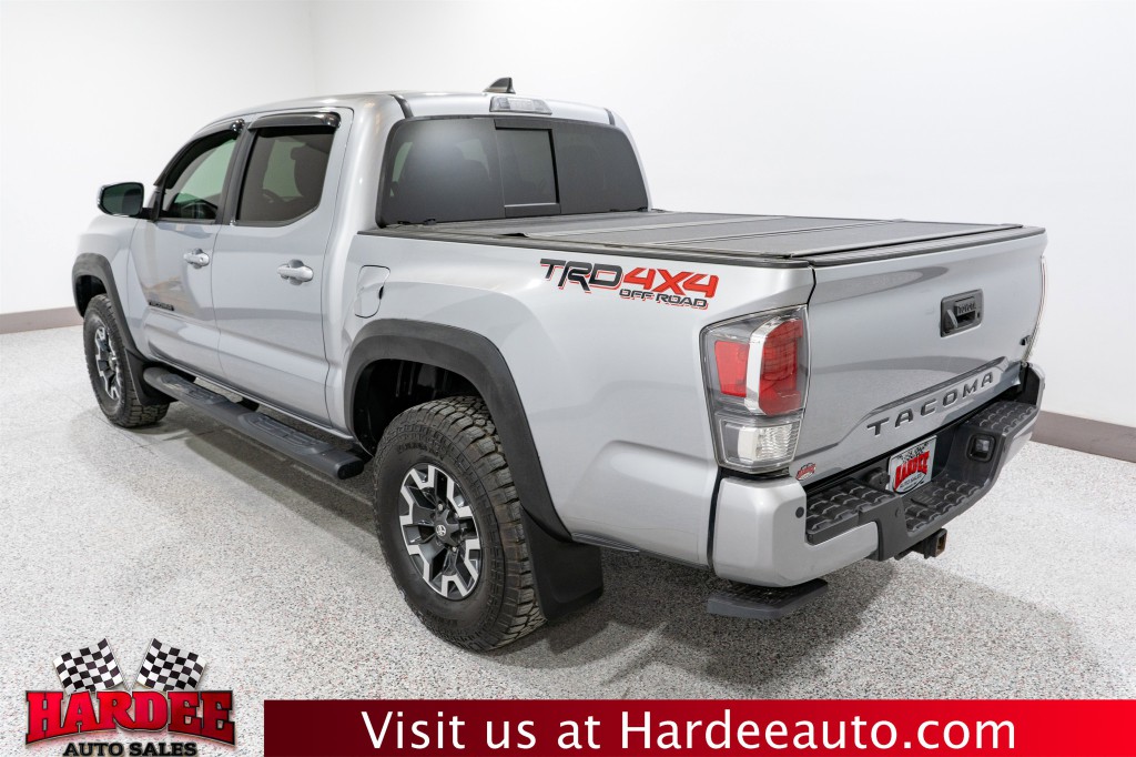 2020 Toyota Tacoma Image 3