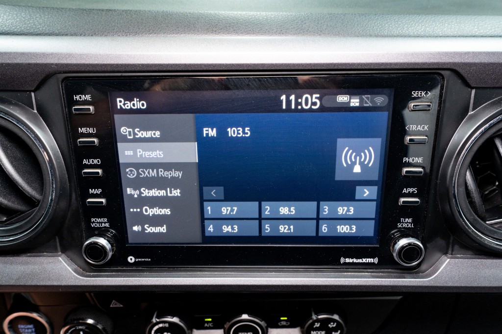 2020 Toyota Tacoma Image 18