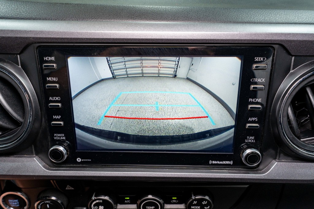 2020 Toyota Tacoma Image 20