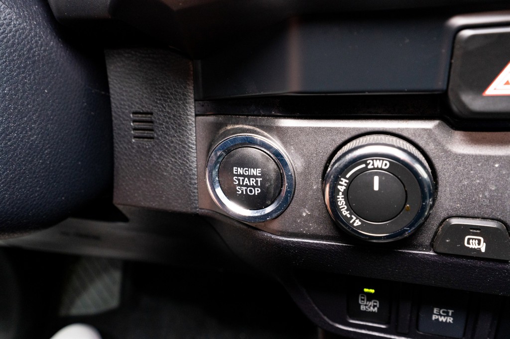 2020 Toyota Tacoma Image 22