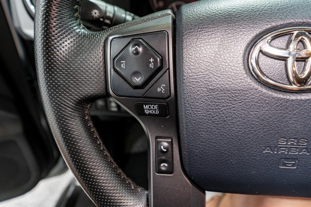 2020 Toyota Tacoma Image 28