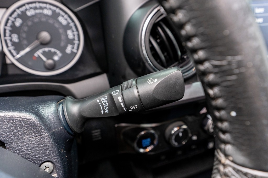 2020 Toyota Tacoma Image 30