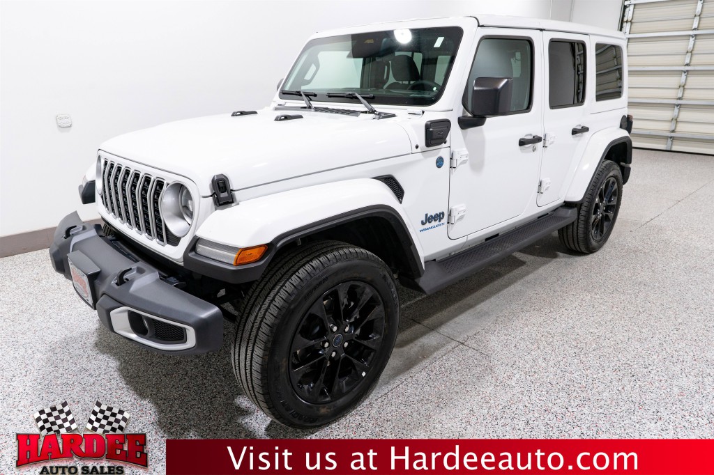 2025 Jeep Wrangler Image 2