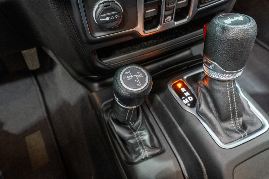 2025 Jeep Wrangler Image 23