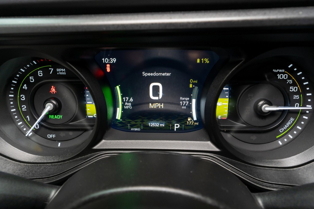 2025 Jeep Wrangler Image 24