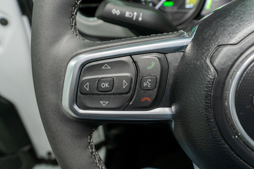 2025 Jeep Wrangler Image 26