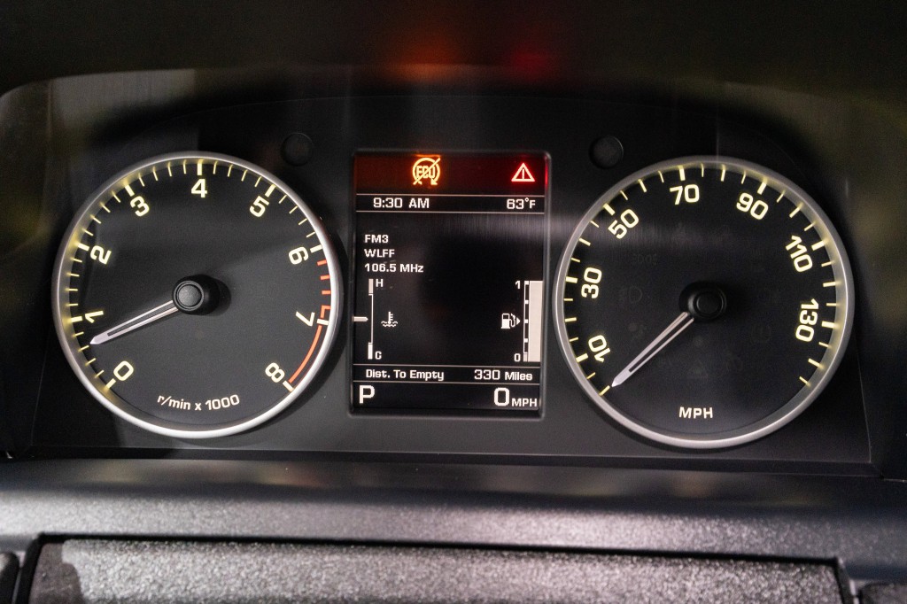 2016 Land Rover LR4 Image 28