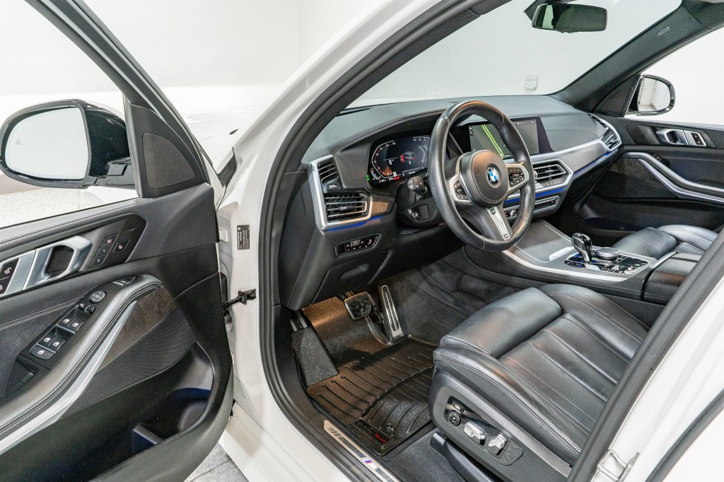 2022 BMW X5 Image 12