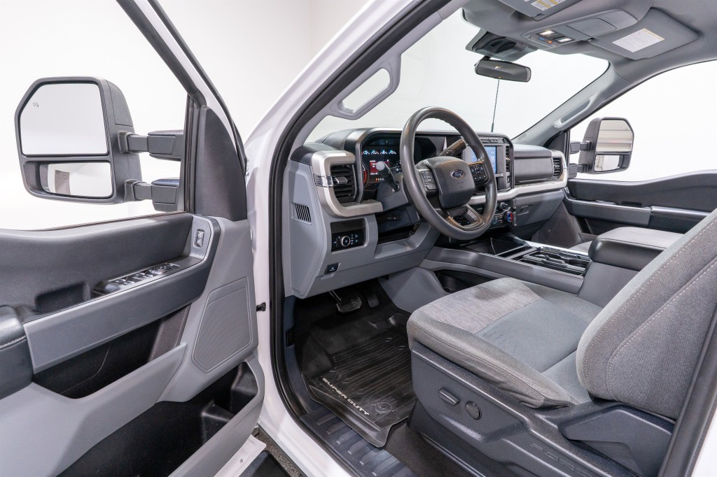 2024 Ford F-250 Image 13