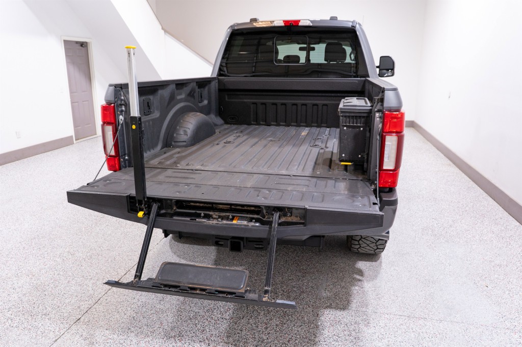 2021 Ford F-250 Image 11
