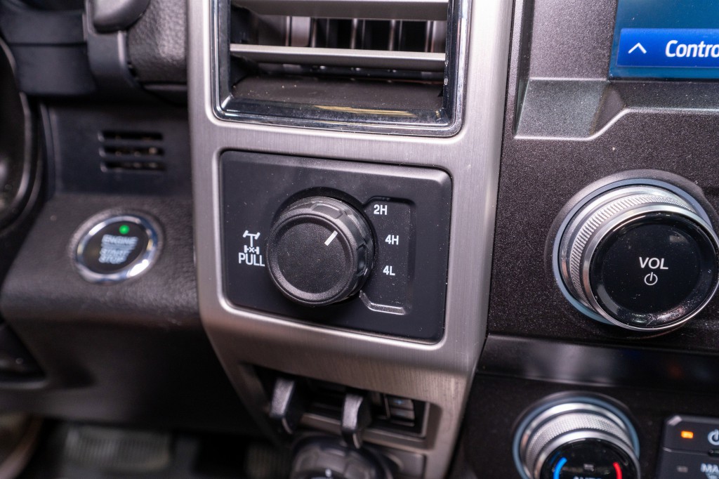 2021 Ford F-250 Image 28