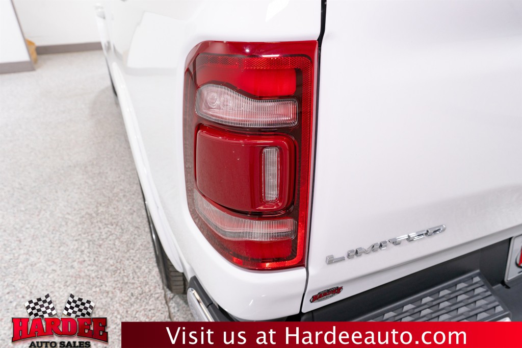 2020 RAM 1500 Image 9