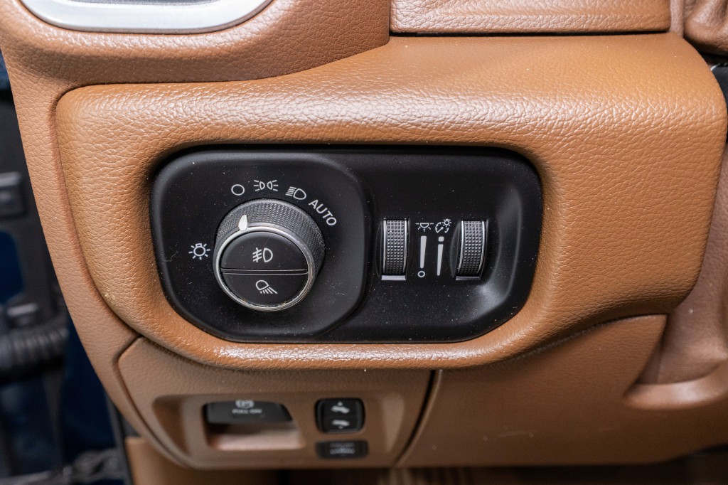 2020 RAM 1500 Image 32