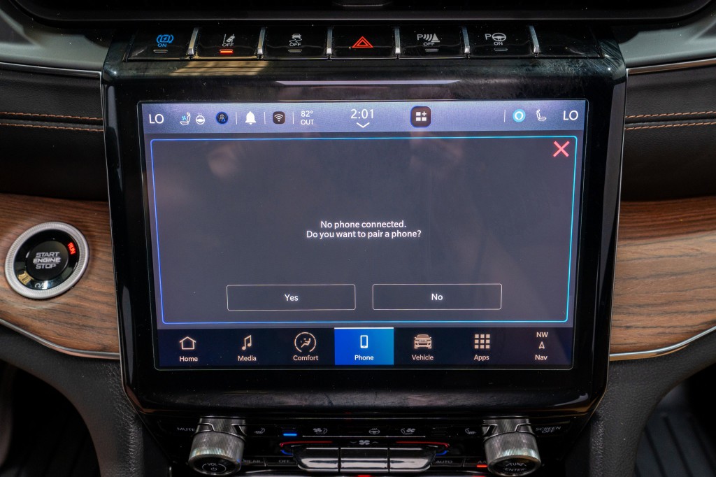 2024 Jeep Grand Cherokee Image 24