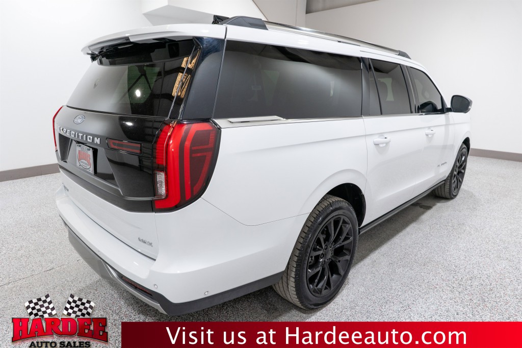 2025 Ford Expedition Image 5