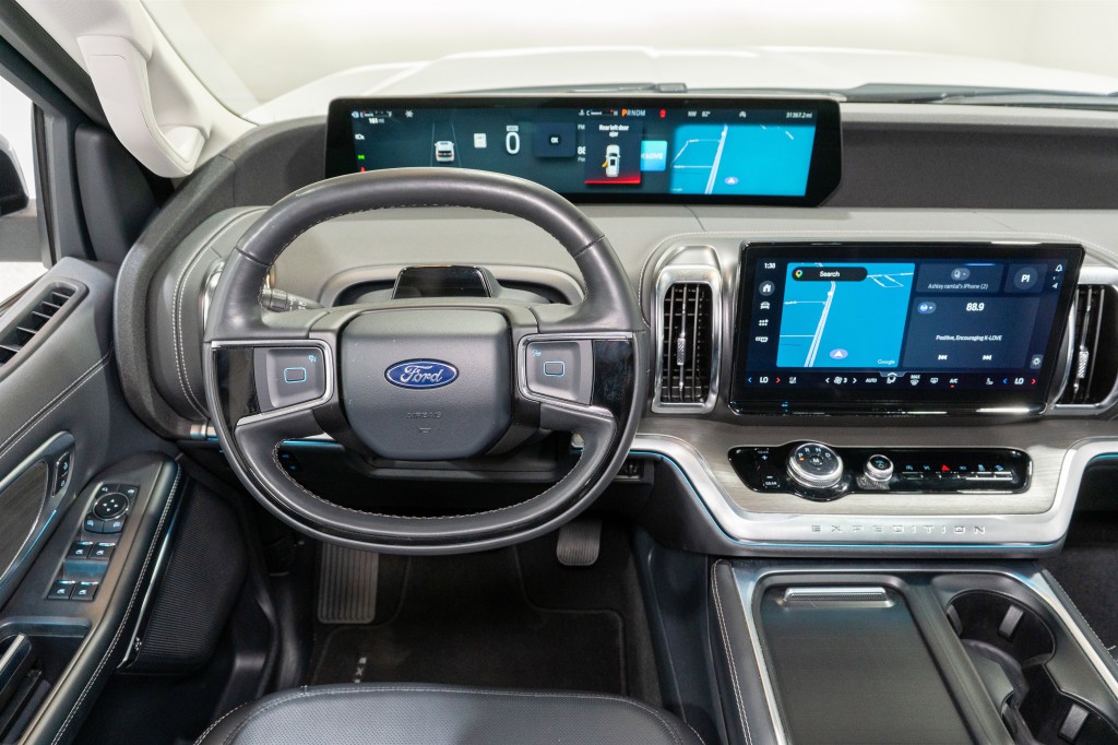 2025 Ford Expedition Image 12