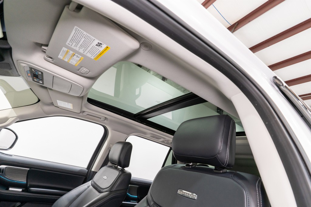 2025 Ford Expedition Image 17