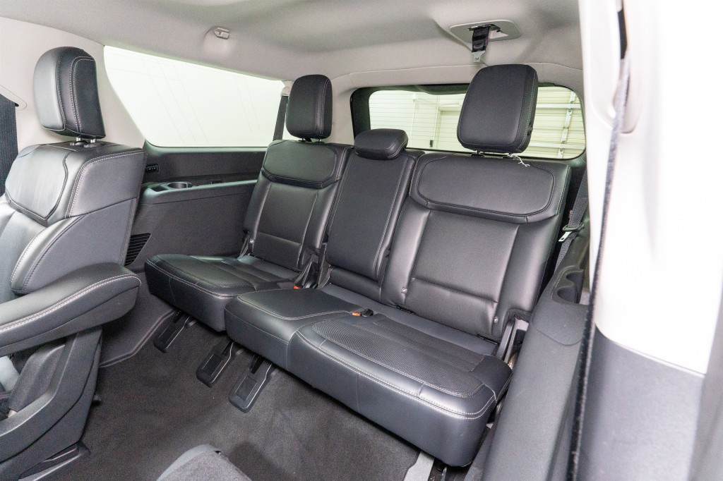 2025 Ford Expedition Image 33