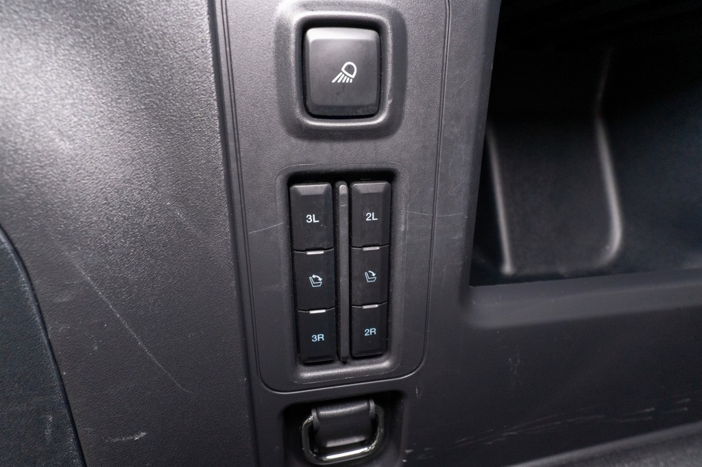 2025 Ford Expedition Image 36