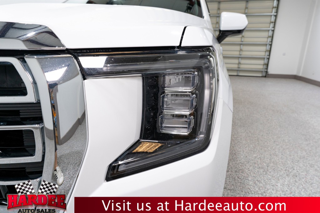 2022 GMC Yukon Image 8