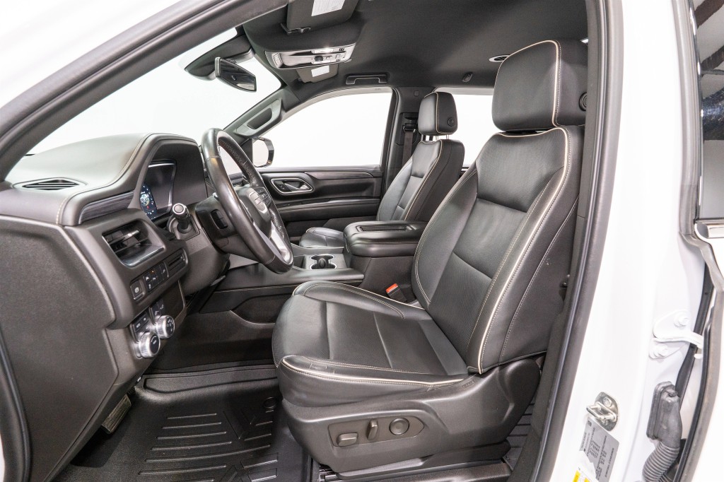 2022 GMC Yukon Image 15