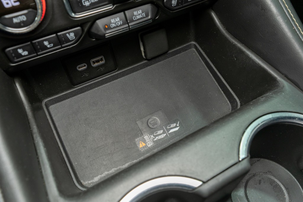 2022 GMC Yukon Image 22