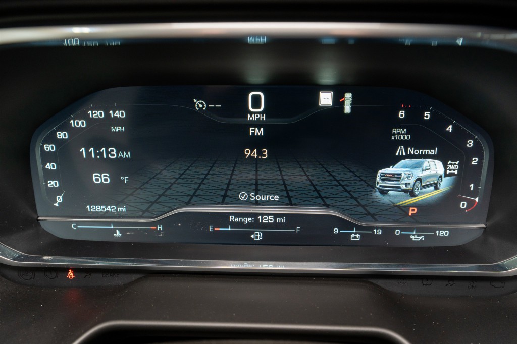 2022 GMC Yukon Image 24