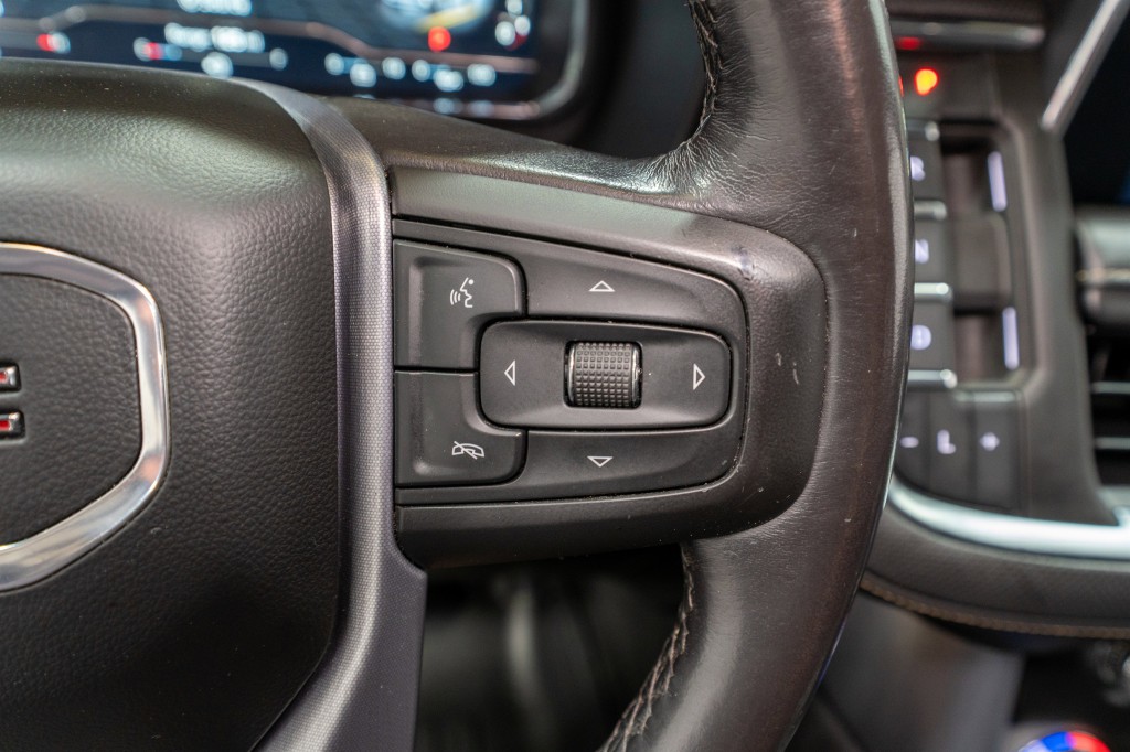 2022 GMC Yukon Image 25