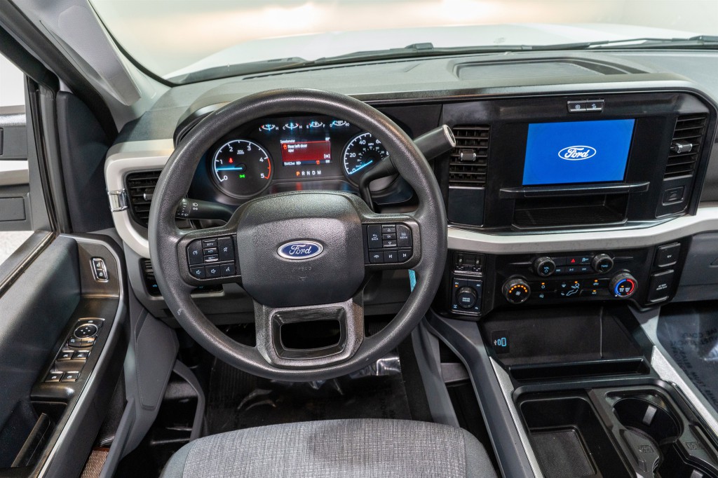 2025 Ford F-250 Image 12