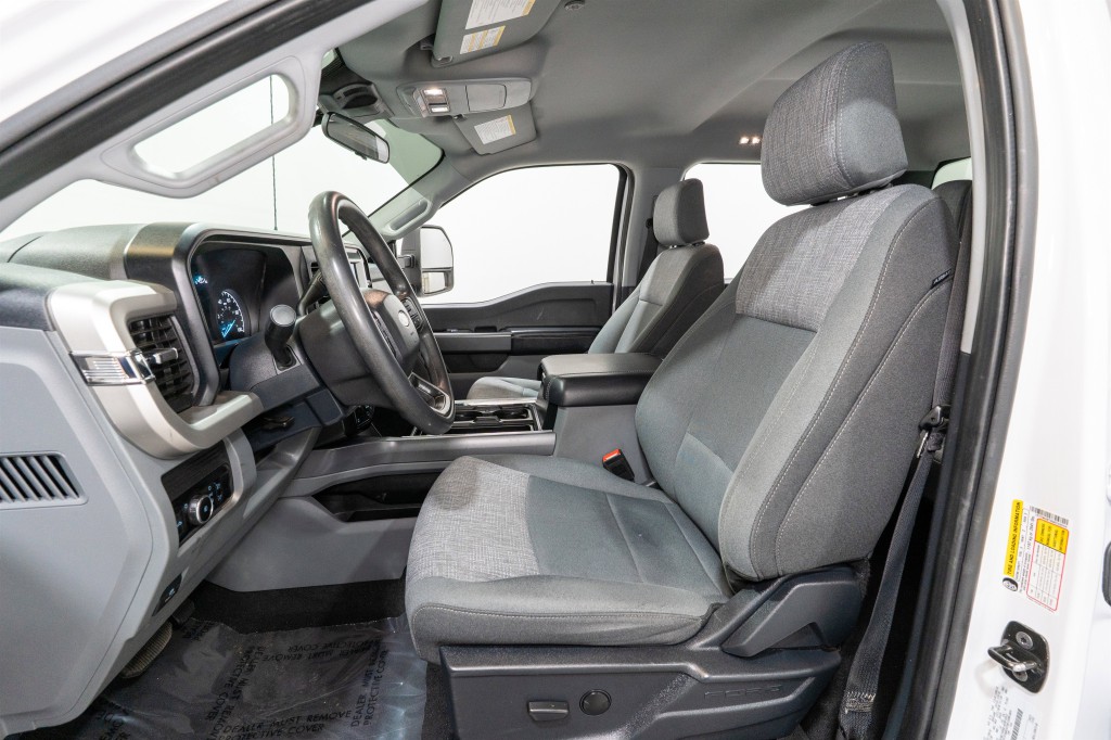 2025 Ford F-250 Image 15