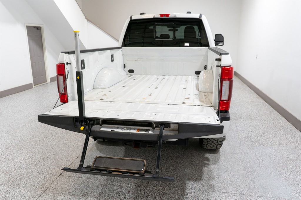 2022 Ford F-250 Image 11