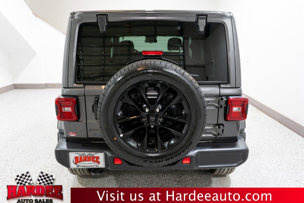 2025 Jeep Wrangler Image 4