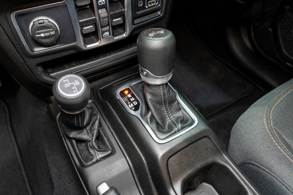 2025 Jeep Wrangler Image 23