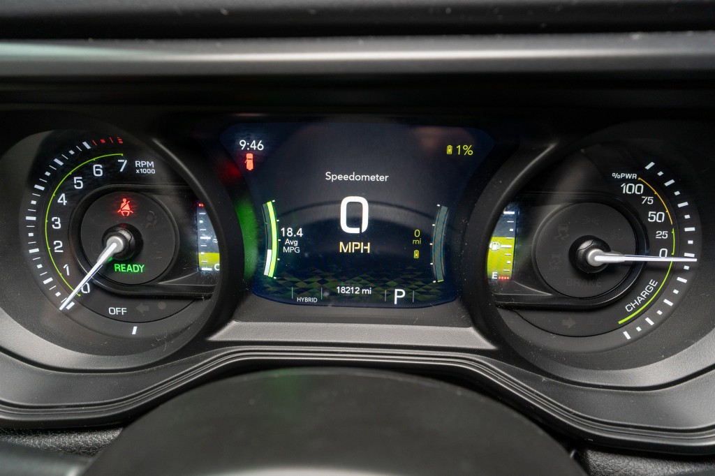 2025 Jeep Wrangler Image 25