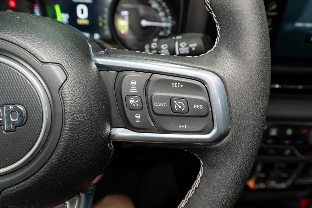 2025 Jeep Wrangler Image 26