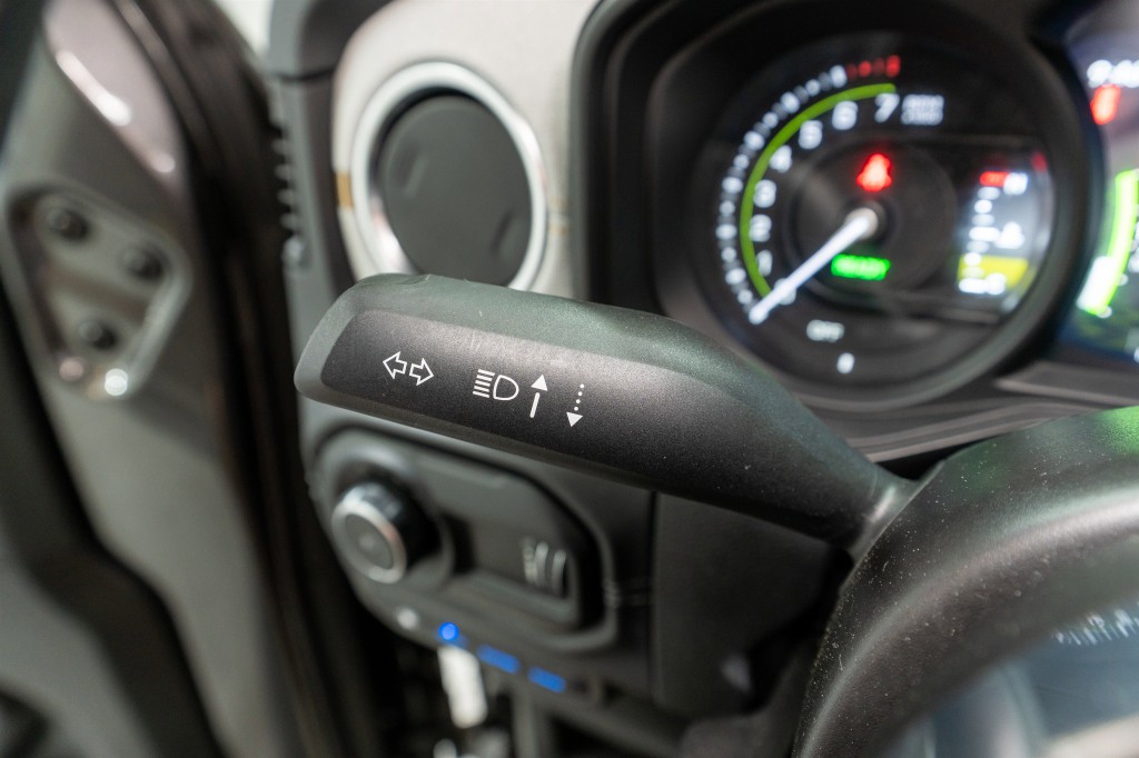 2025 Jeep Wrangler Image 29