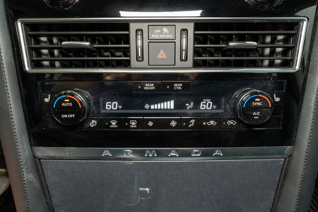2022 Nissan Armada Image 19