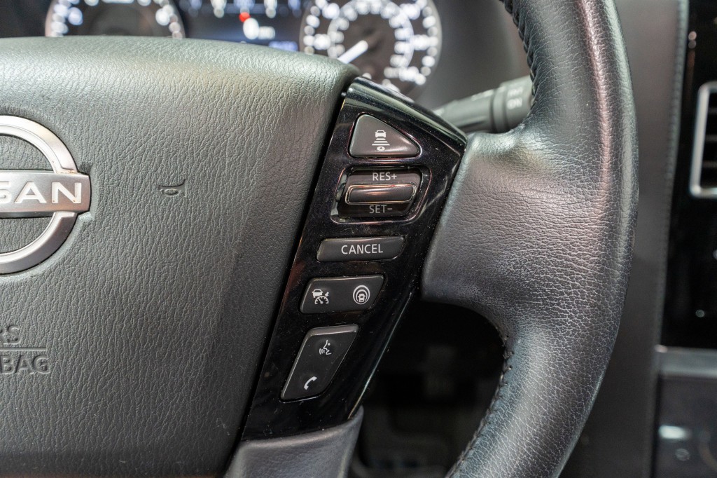 2022 Nissan Armada Image 25