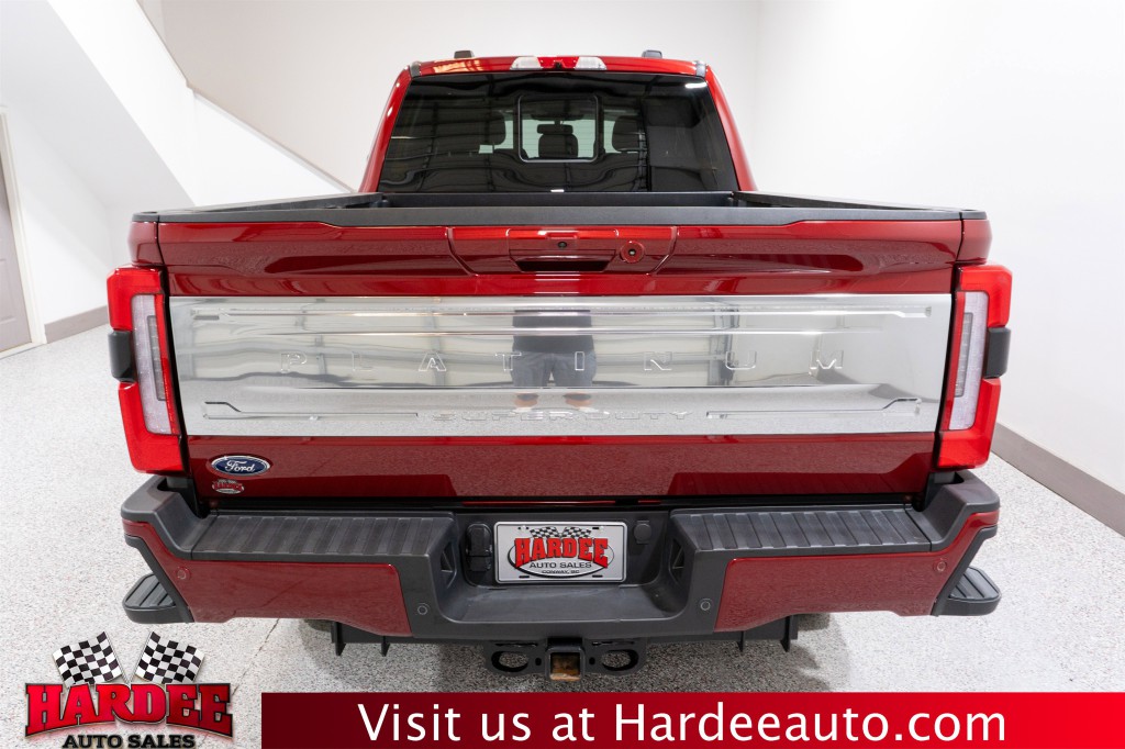 2025 Ford F-250 Image 4