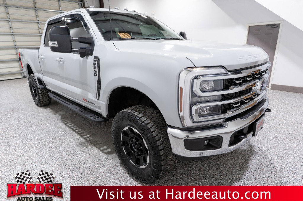 2025 Ford F-250 Image 6