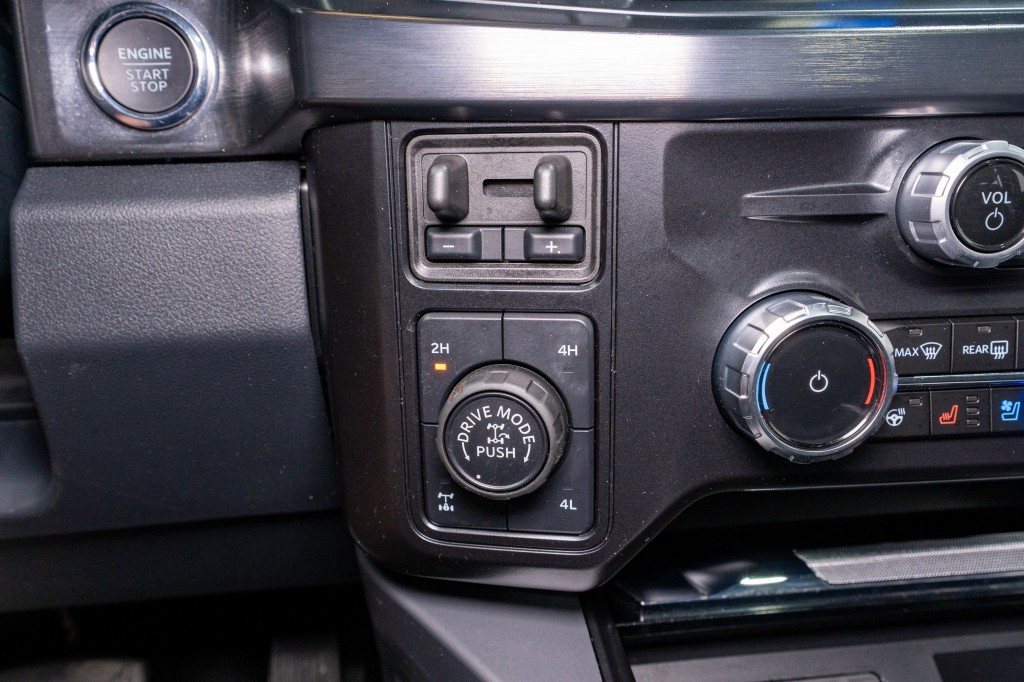 2025 Ford F-250 Image 29