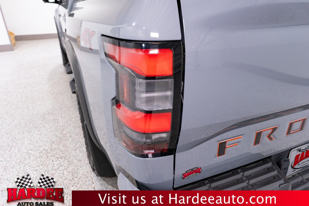 2023 Nissan Frontier Image 9