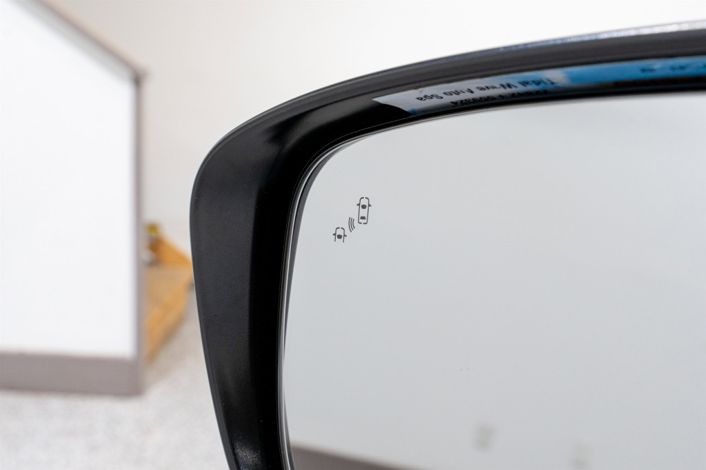 2023 Nissan Frontier Image 15