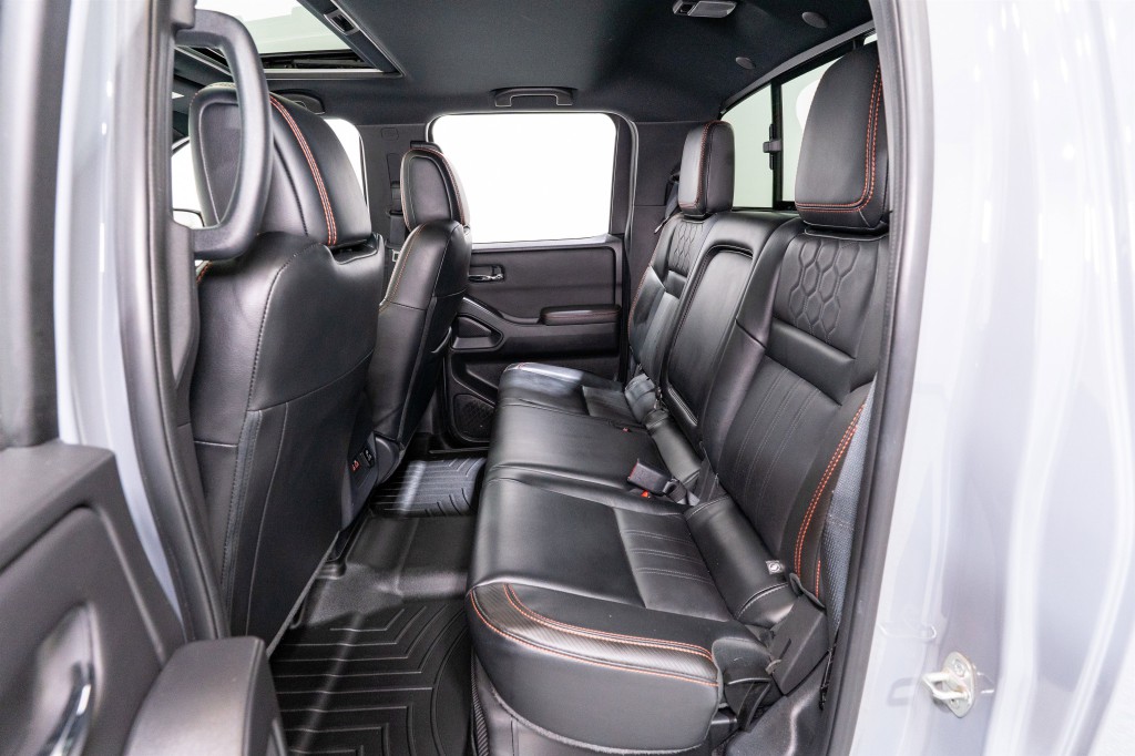 2023 Nissan Frontier Image 37